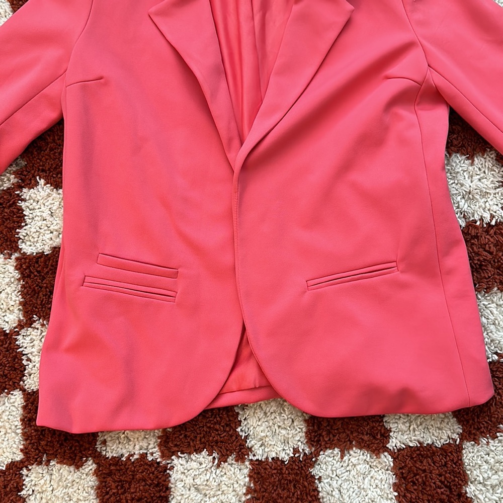 Forever 21 • pink blazer - Picture 4 of 6